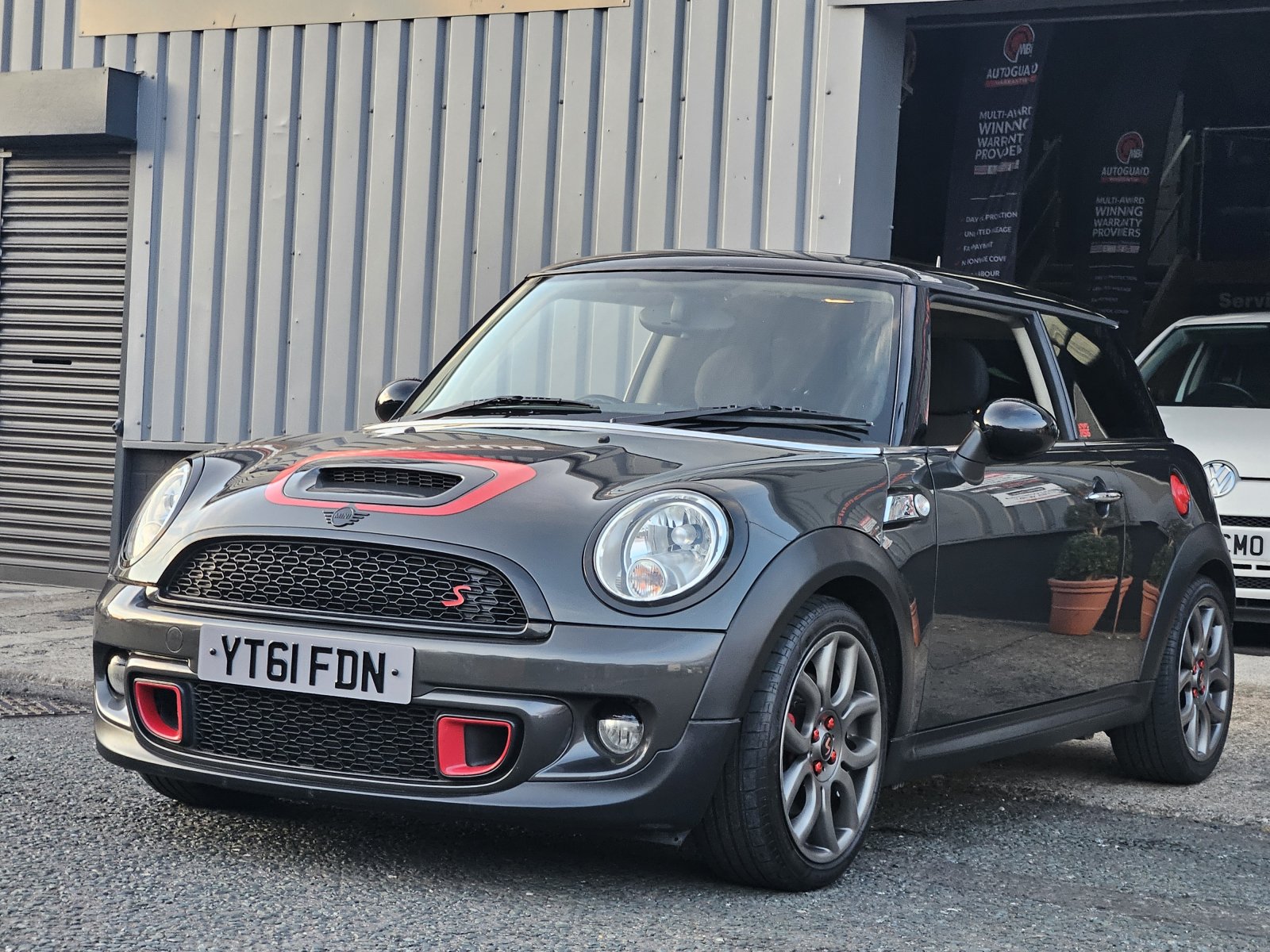 MINI Hatch - Image 5