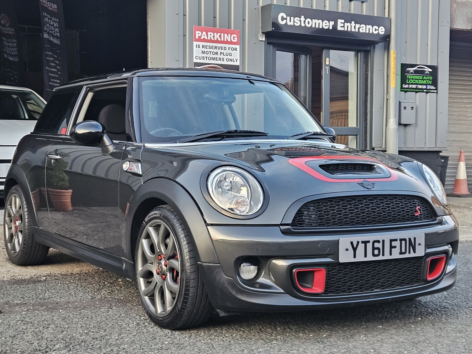 MINI Hatch