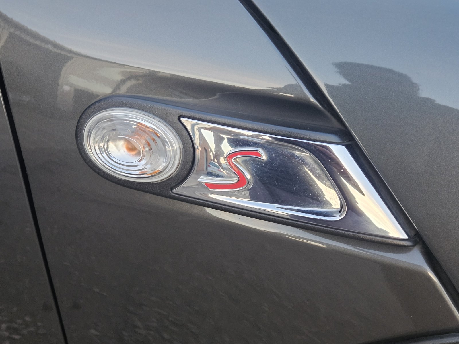 MINI Hatch - Image 12