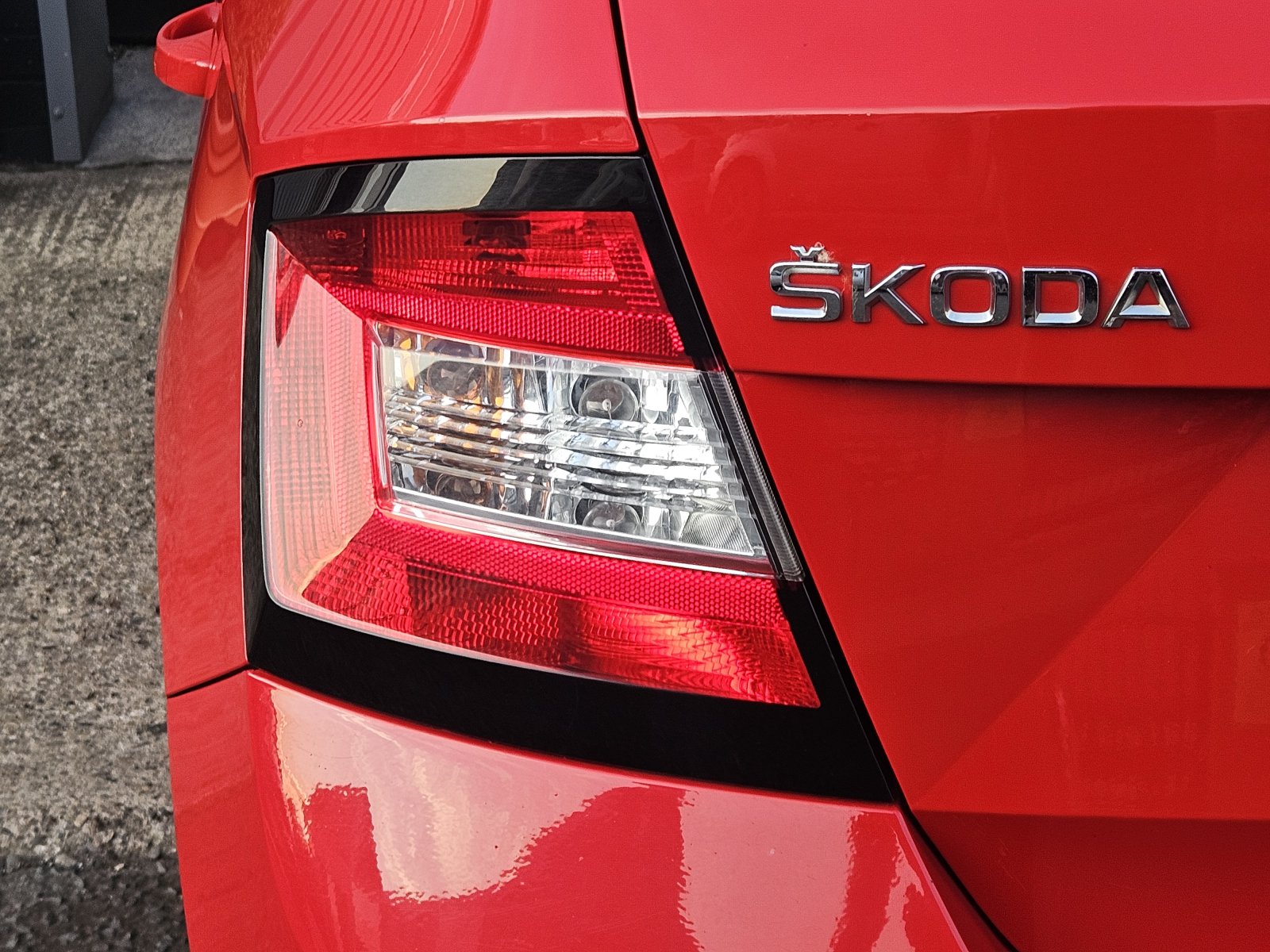 Skoda Fabia - Image 12