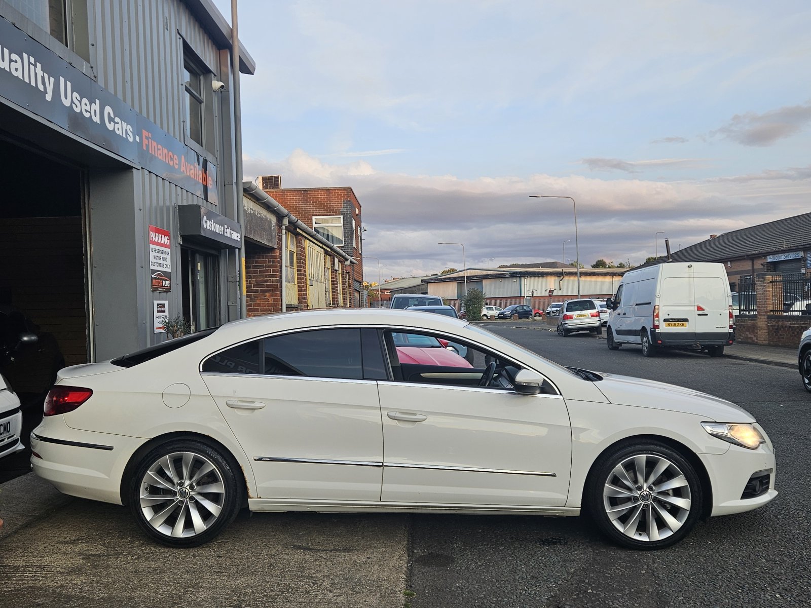 Volkswagen CC - Image 7
