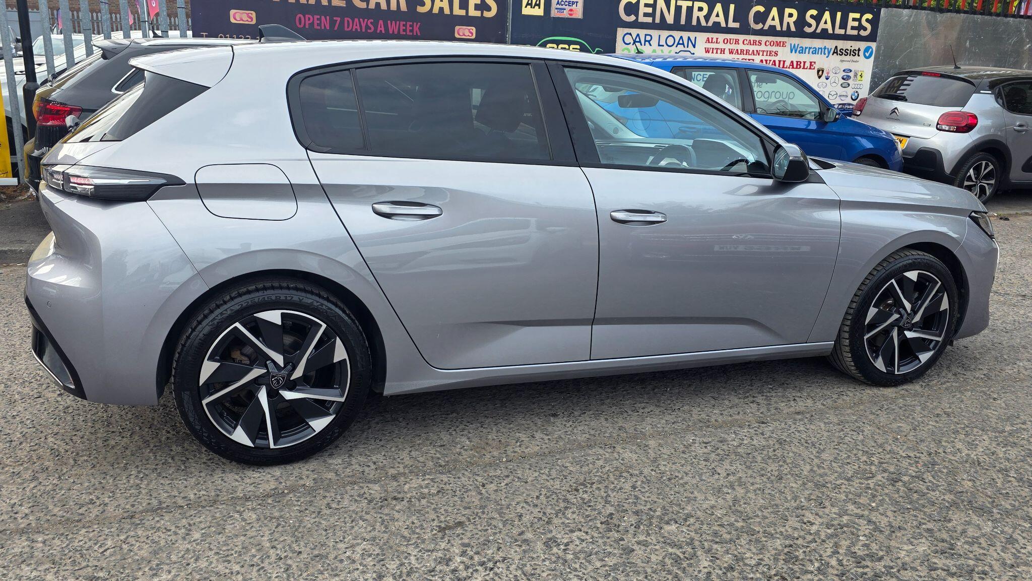 Peugeot 308 - Image 9