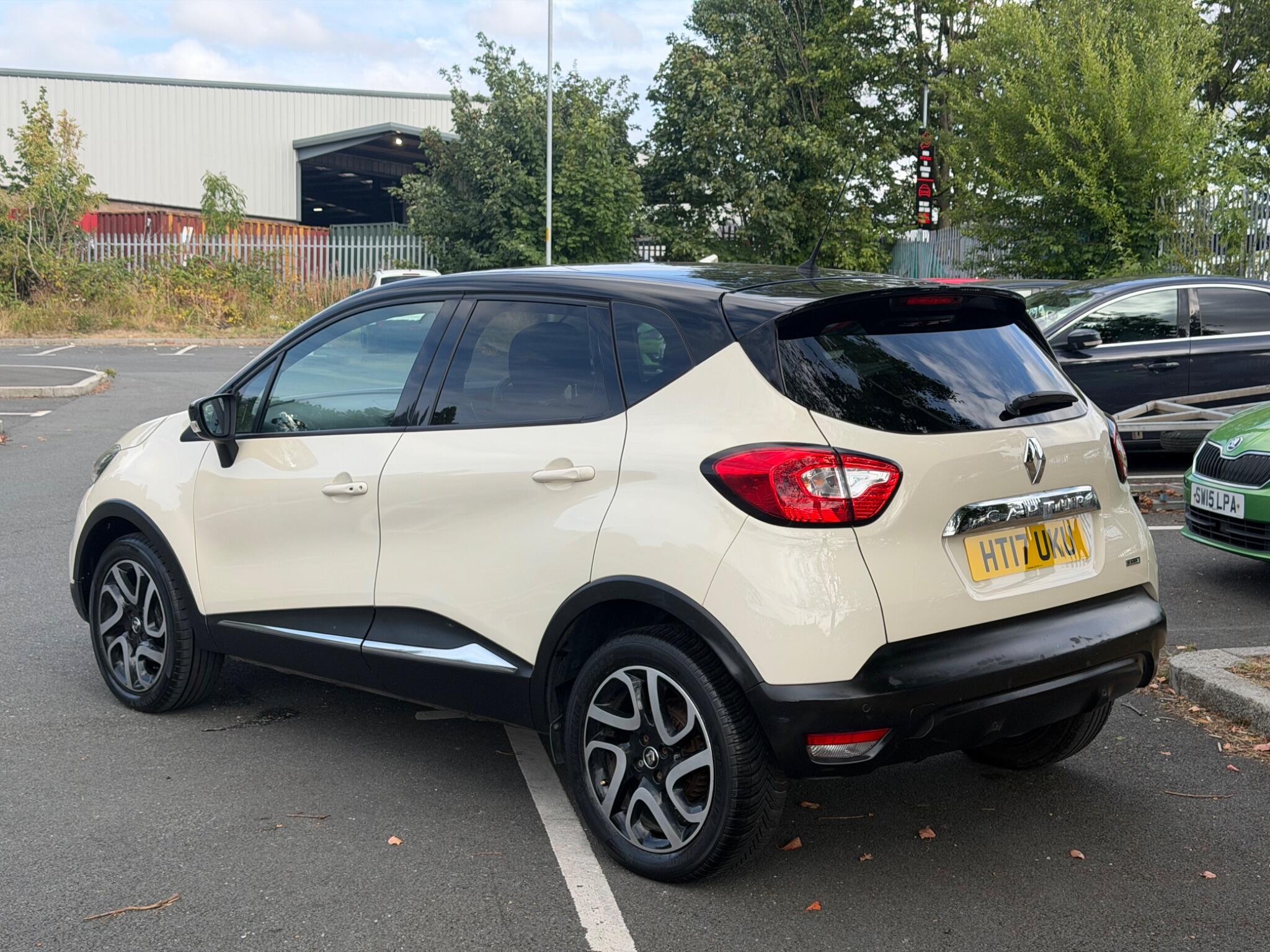 Renault Captur - Image 5
