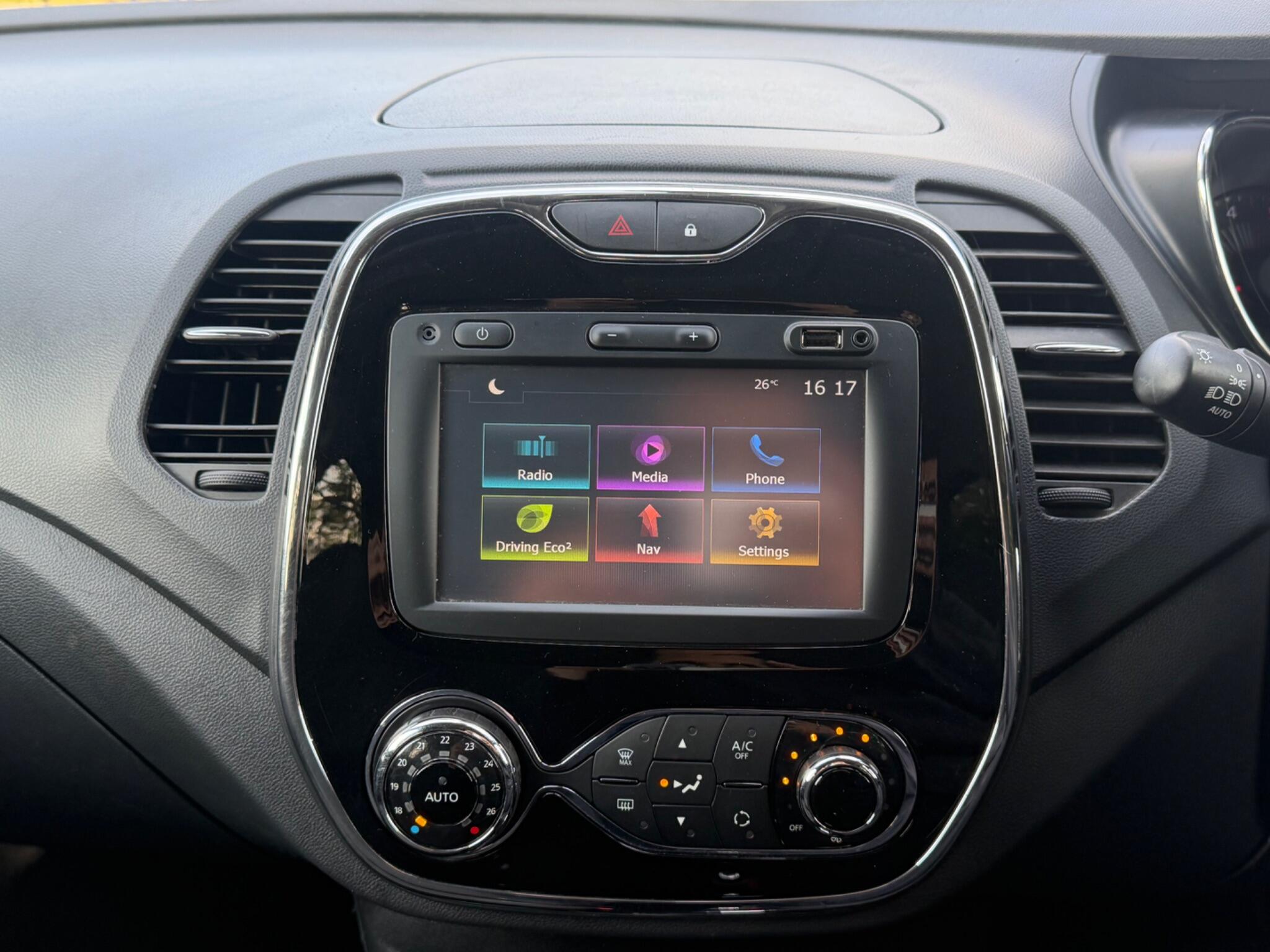 Renault Captur - Image 20