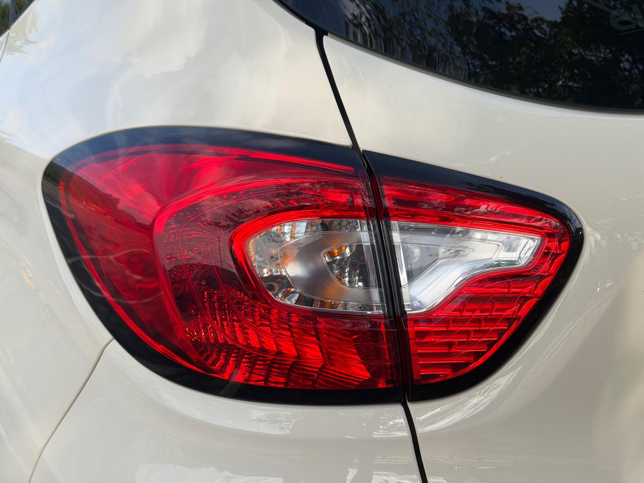 Renault Captur - Image 33