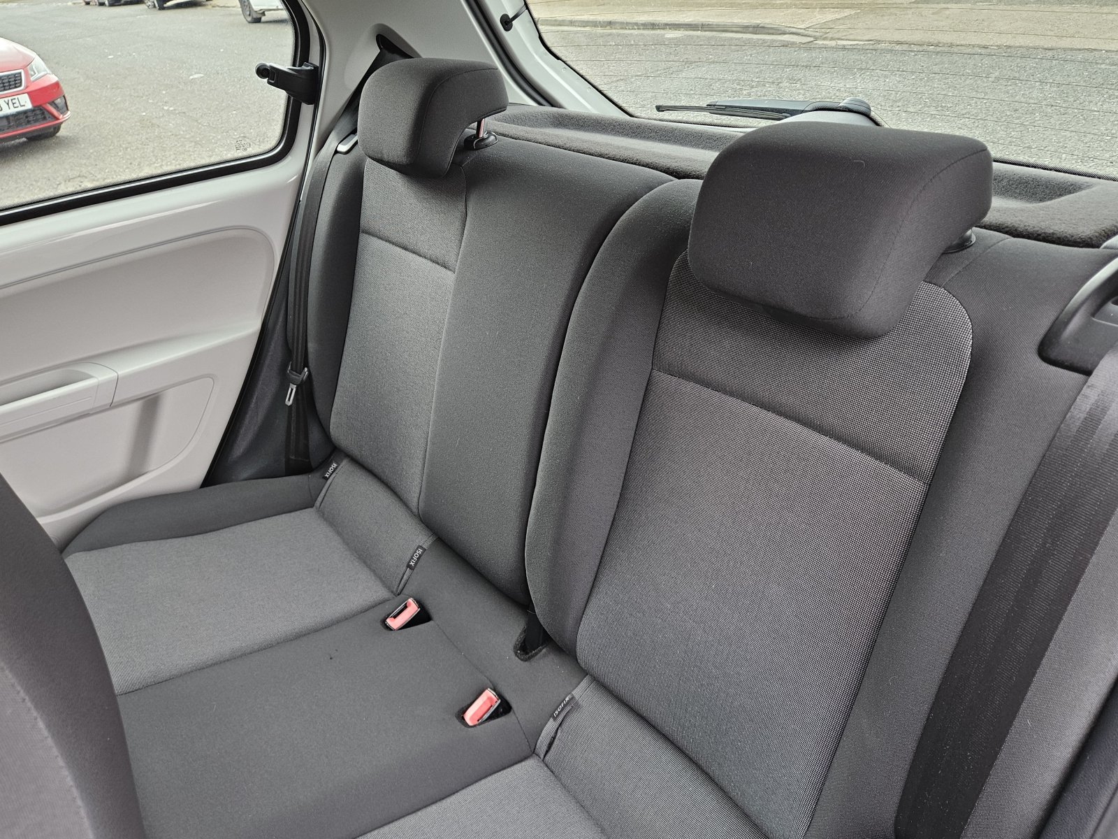 Volkswagen up! - Image 17