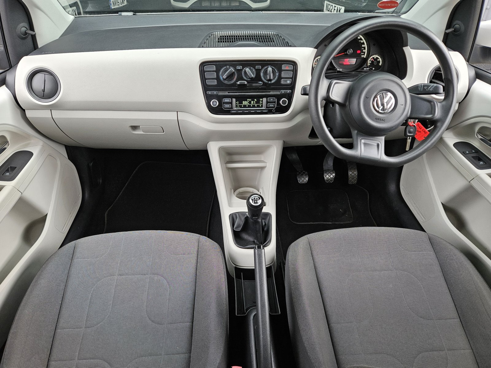 Volkswagen up! - Image 19