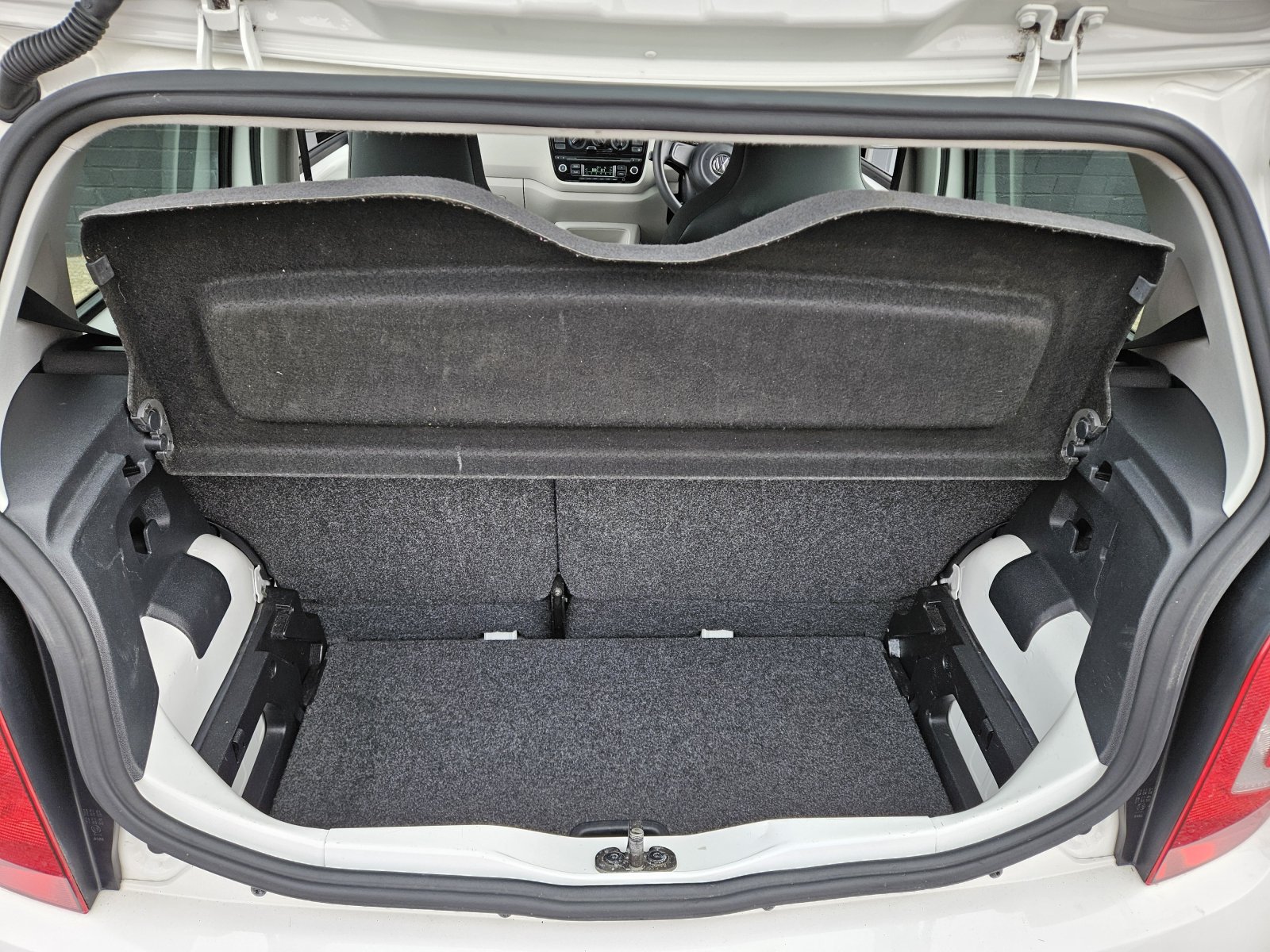 Volkswagen up! - Image 20