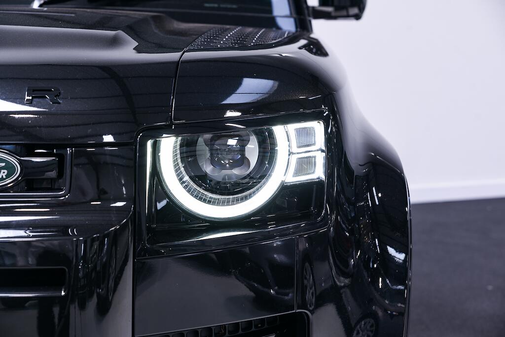 Land Rover Defender 90 - Image 8