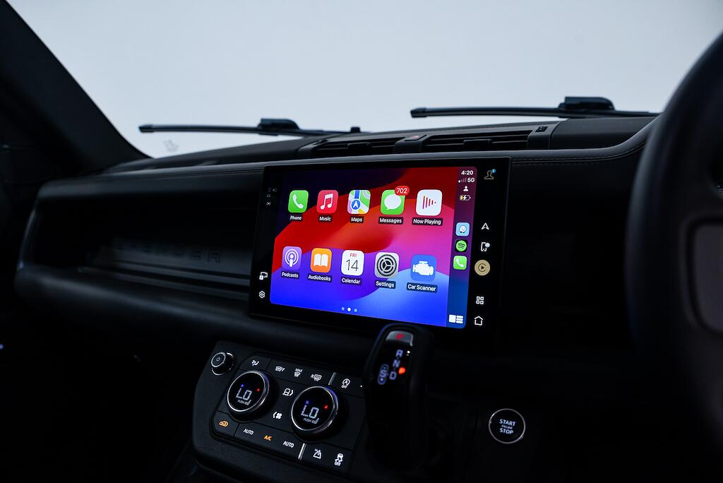 Land Rover Defender 90 - Image 16