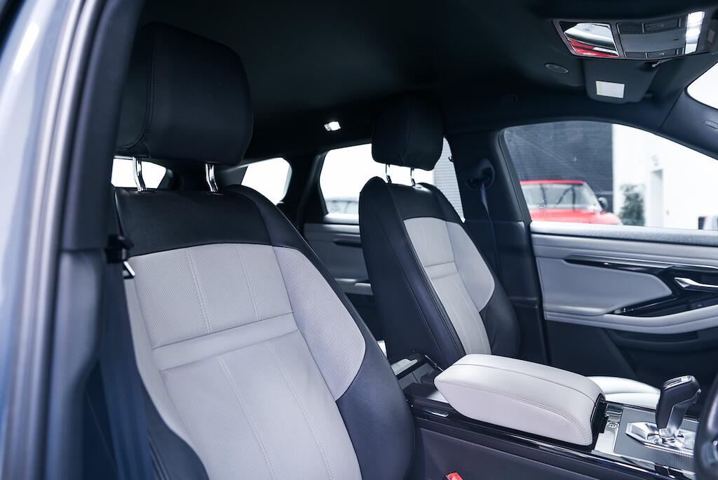 Land Rover Range Rover Evoque - Image 9