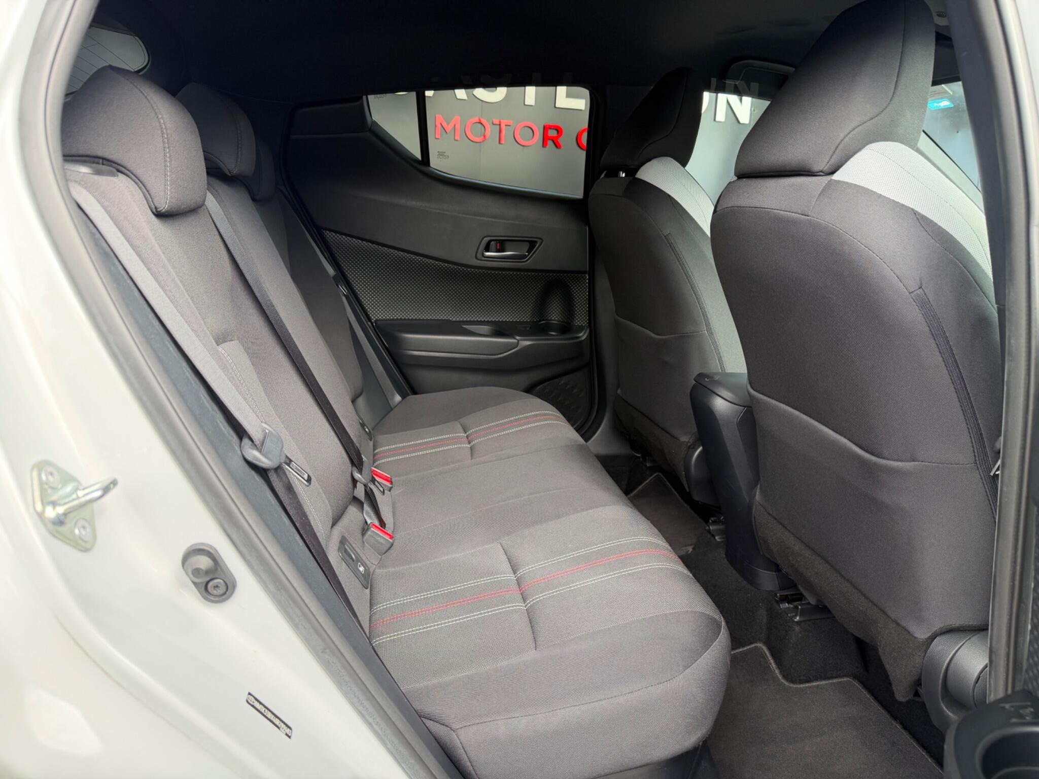 Toyota C-Hr - Image 18