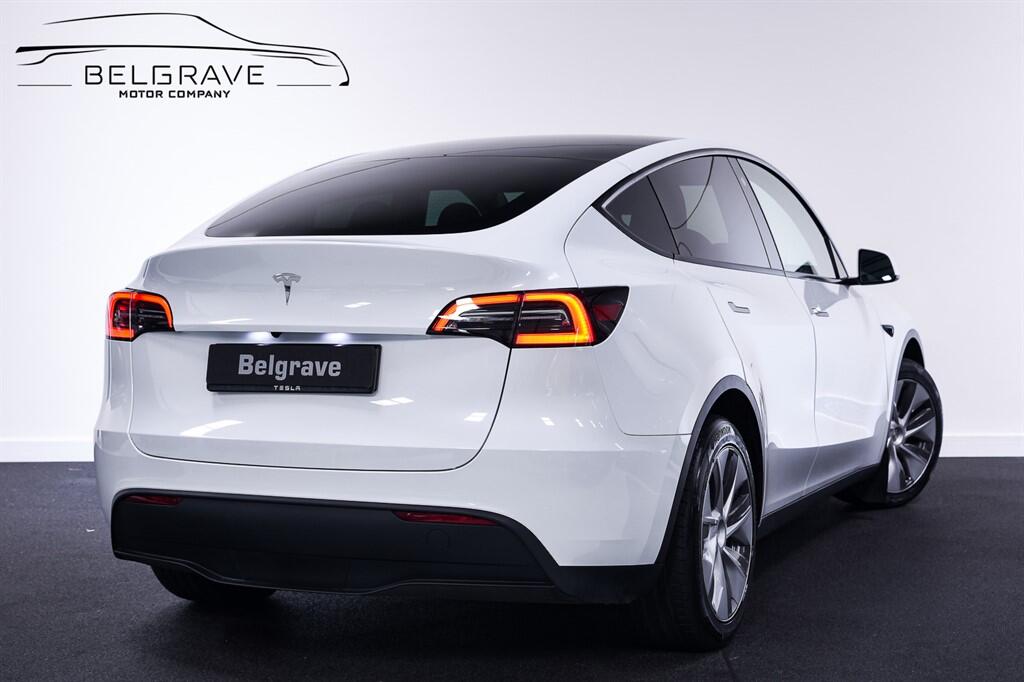 Tesla Model Y - Image 3