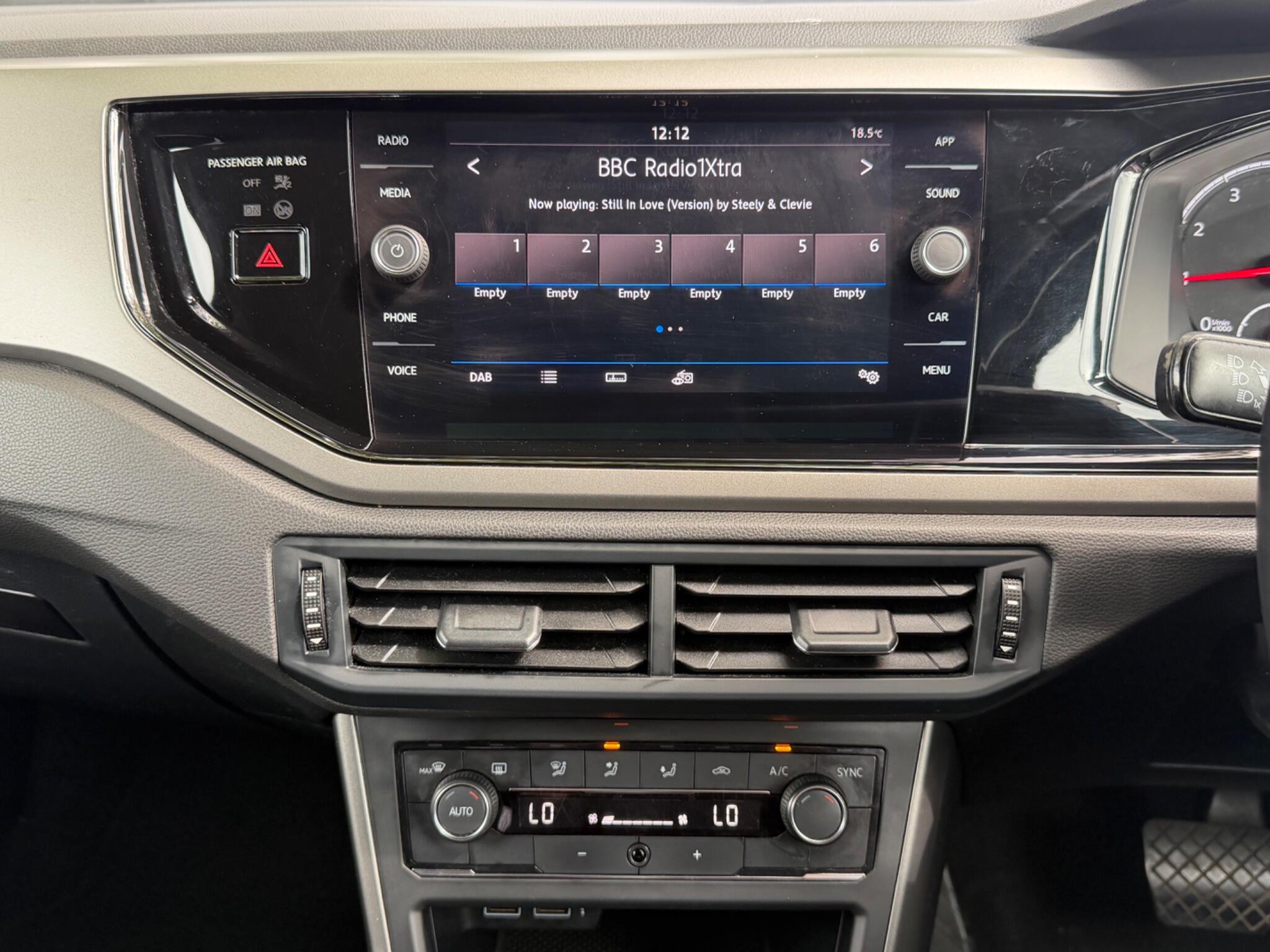 Volkswagen Polo - Image 28