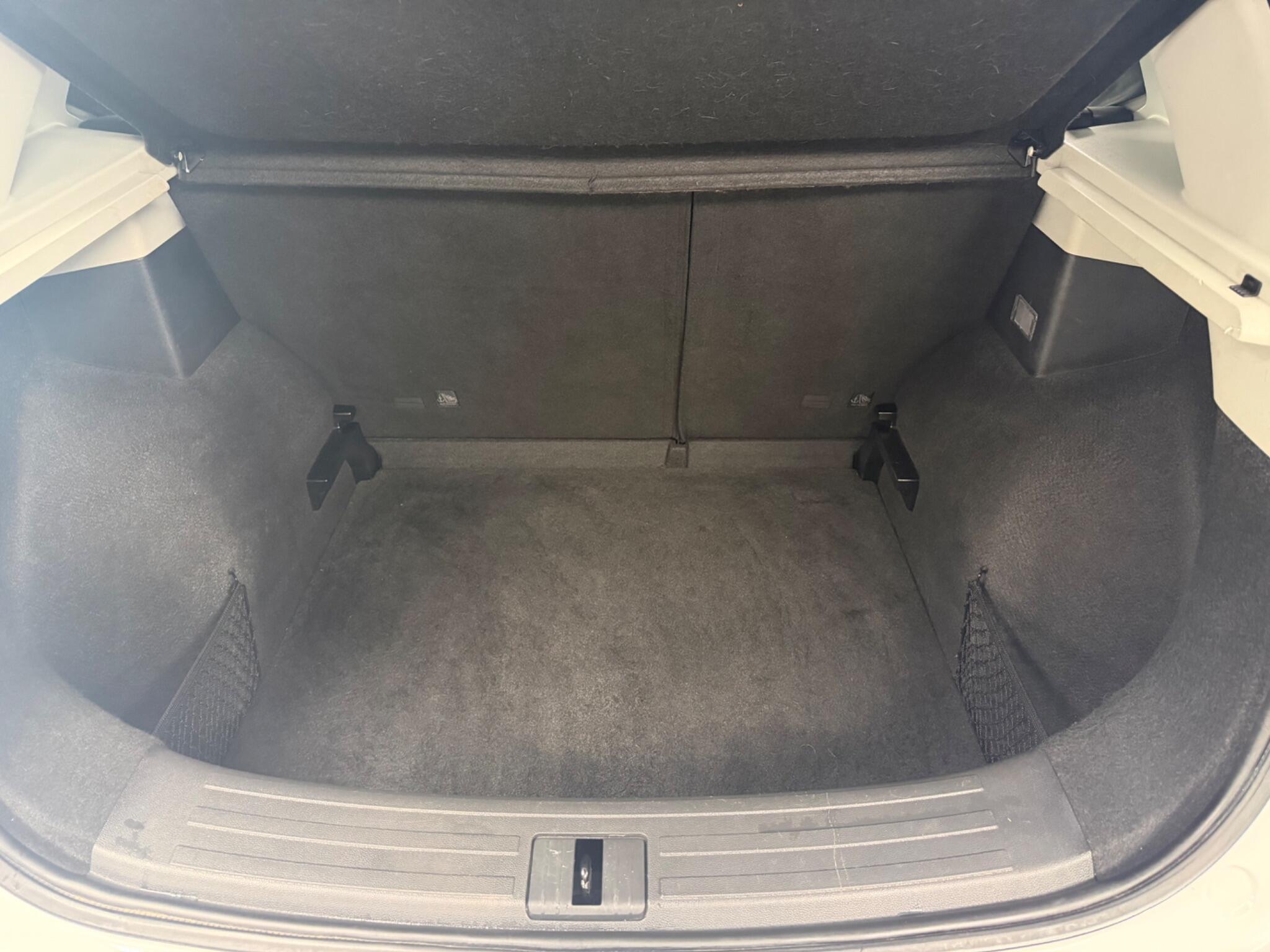 MG MG ZS - Image 13