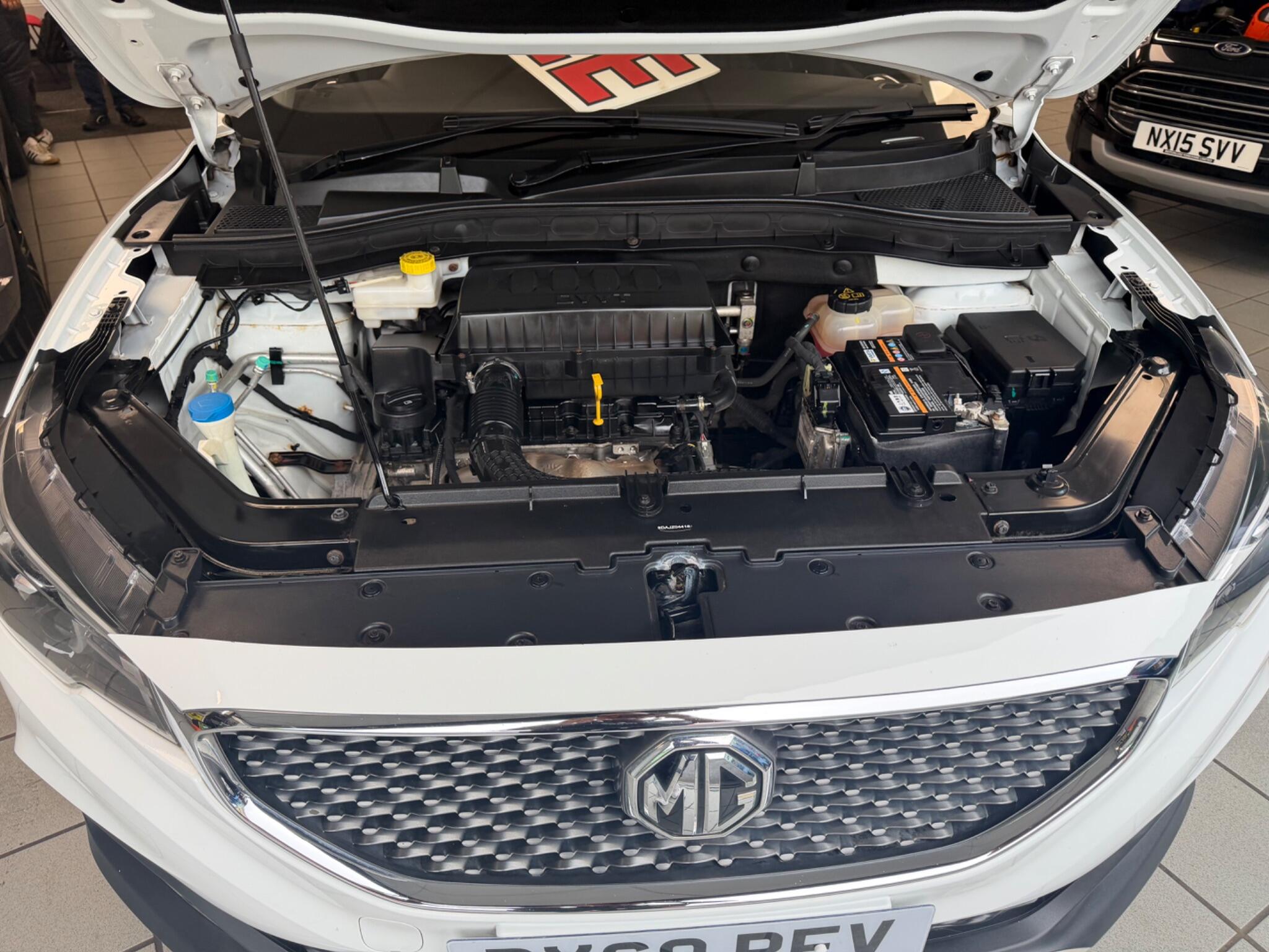 MG MG ZS - Image 16
