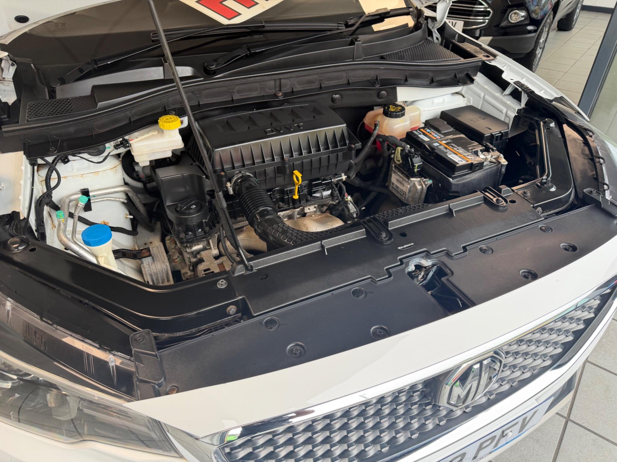 MG MG ZS - Image 19