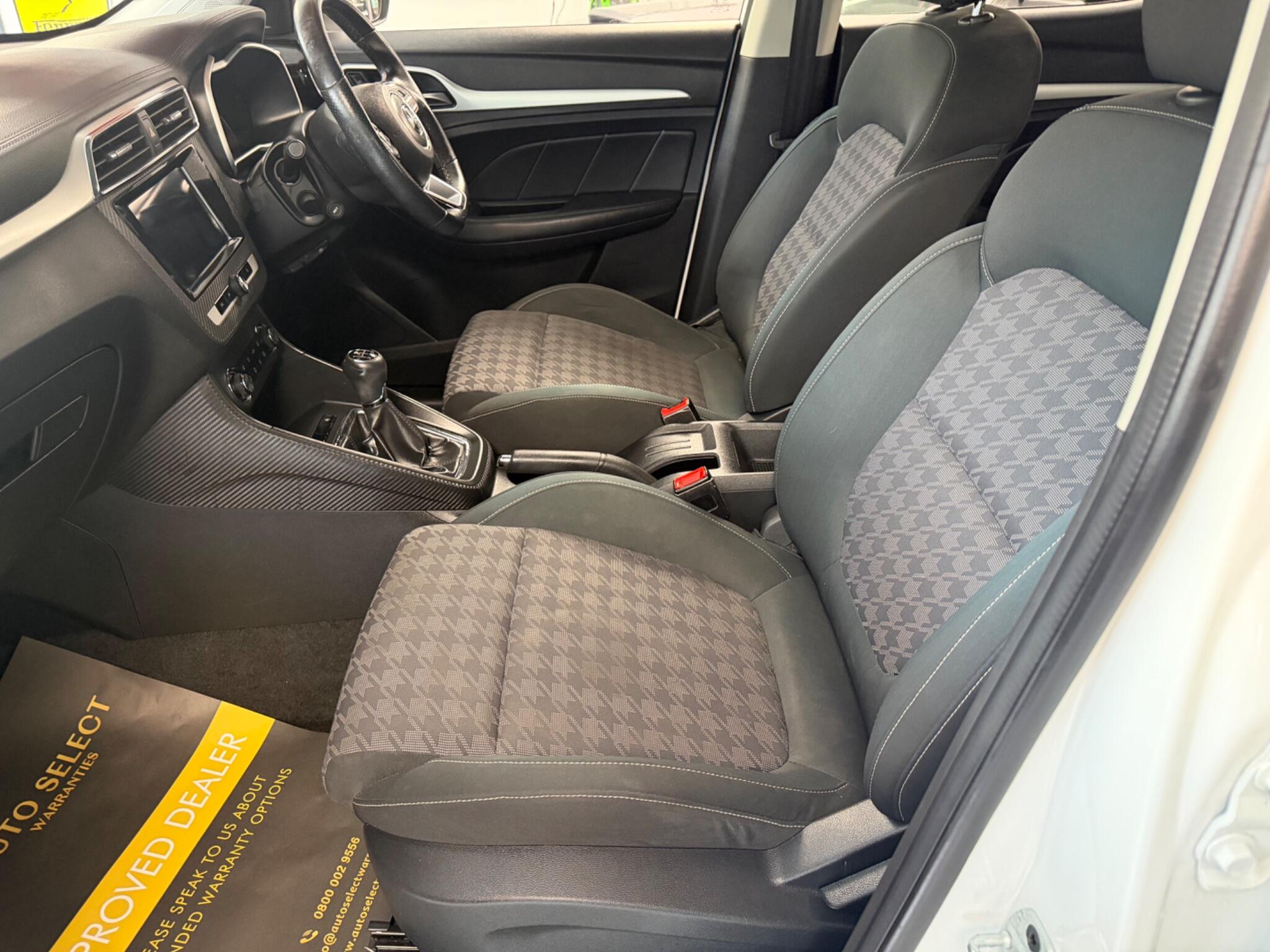 MG MG ZS - Image 20