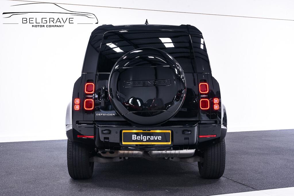 Land Rover Defender 110 - Image 6