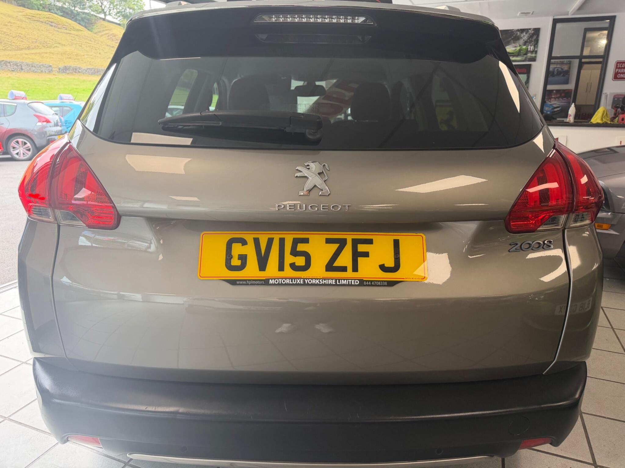 Peugeot 2008 - Image 7