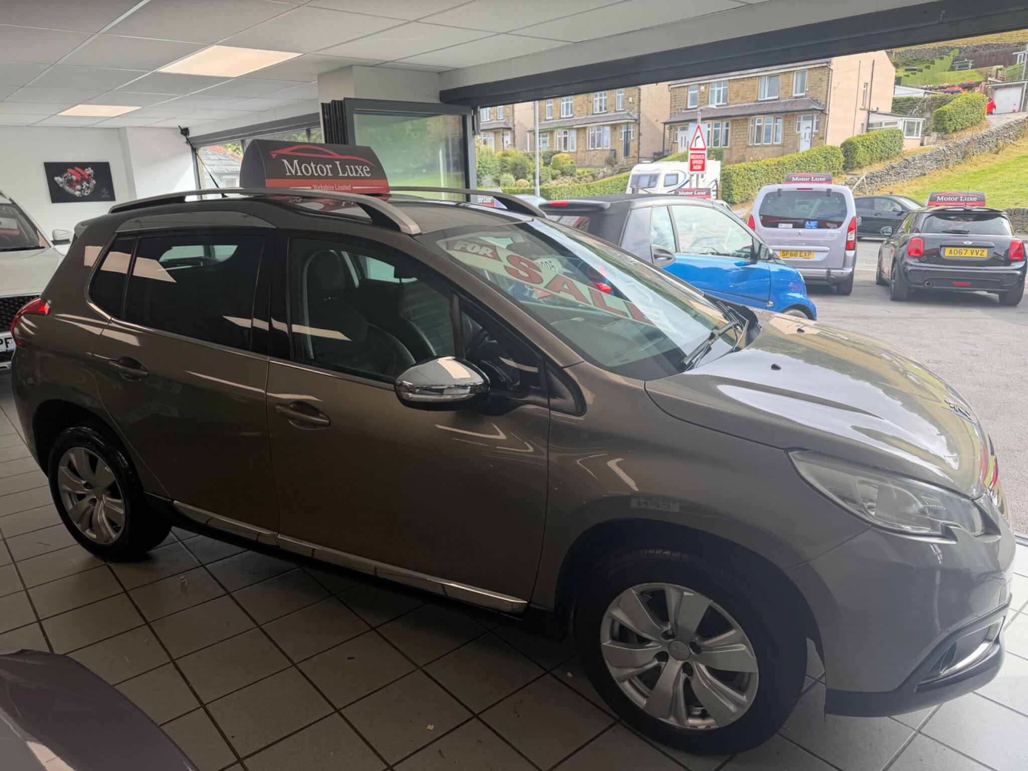 Peugeot 2008 - Image 6
