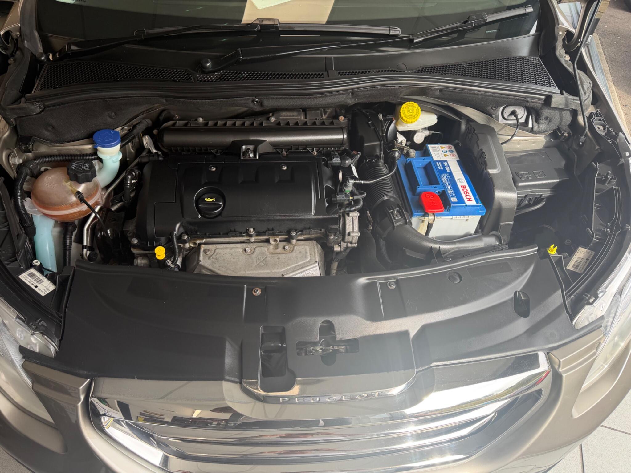 Peugeot 2008 - Image 13
