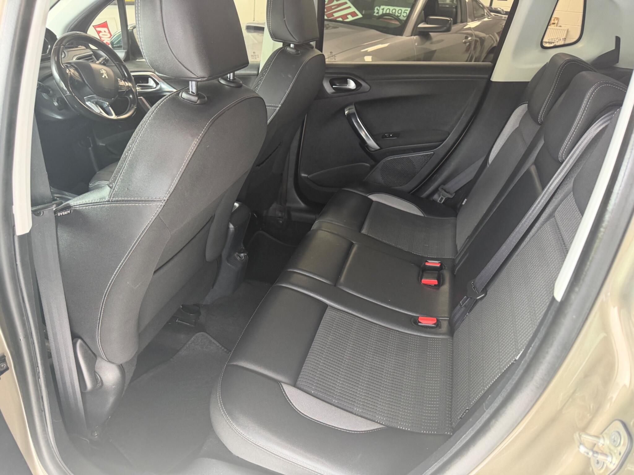Peugeot 2008 - Image 17