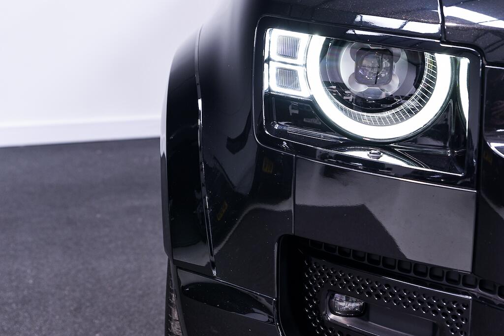 Land Rover Defender 90 - Image 7
