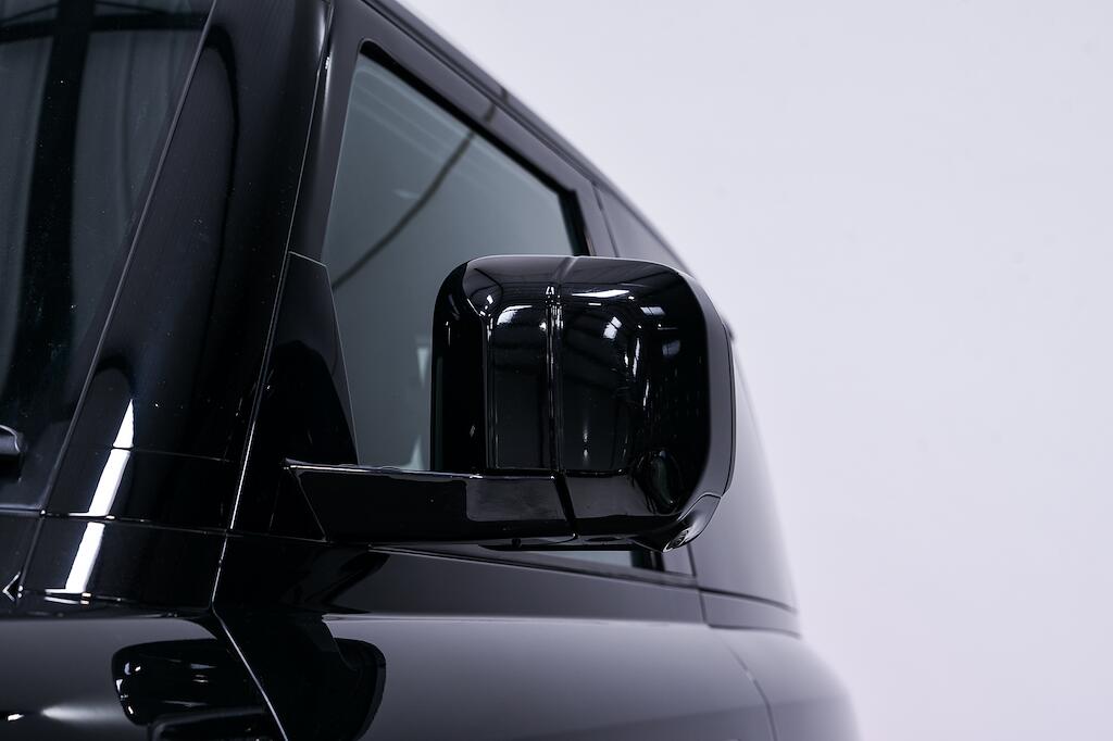 Land Rover Defender 90 - Image 8