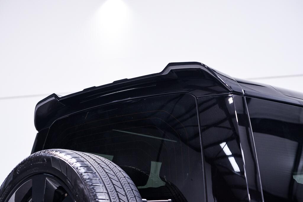 Land Rover Defender 90 - Image 10