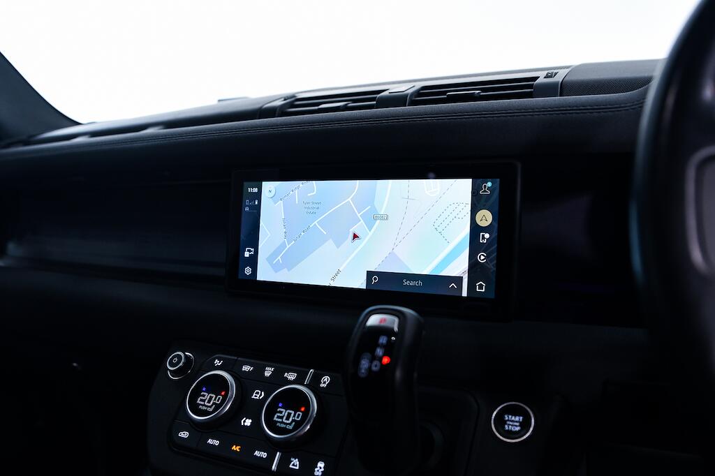 Land Rover Defender 90 - Image 20