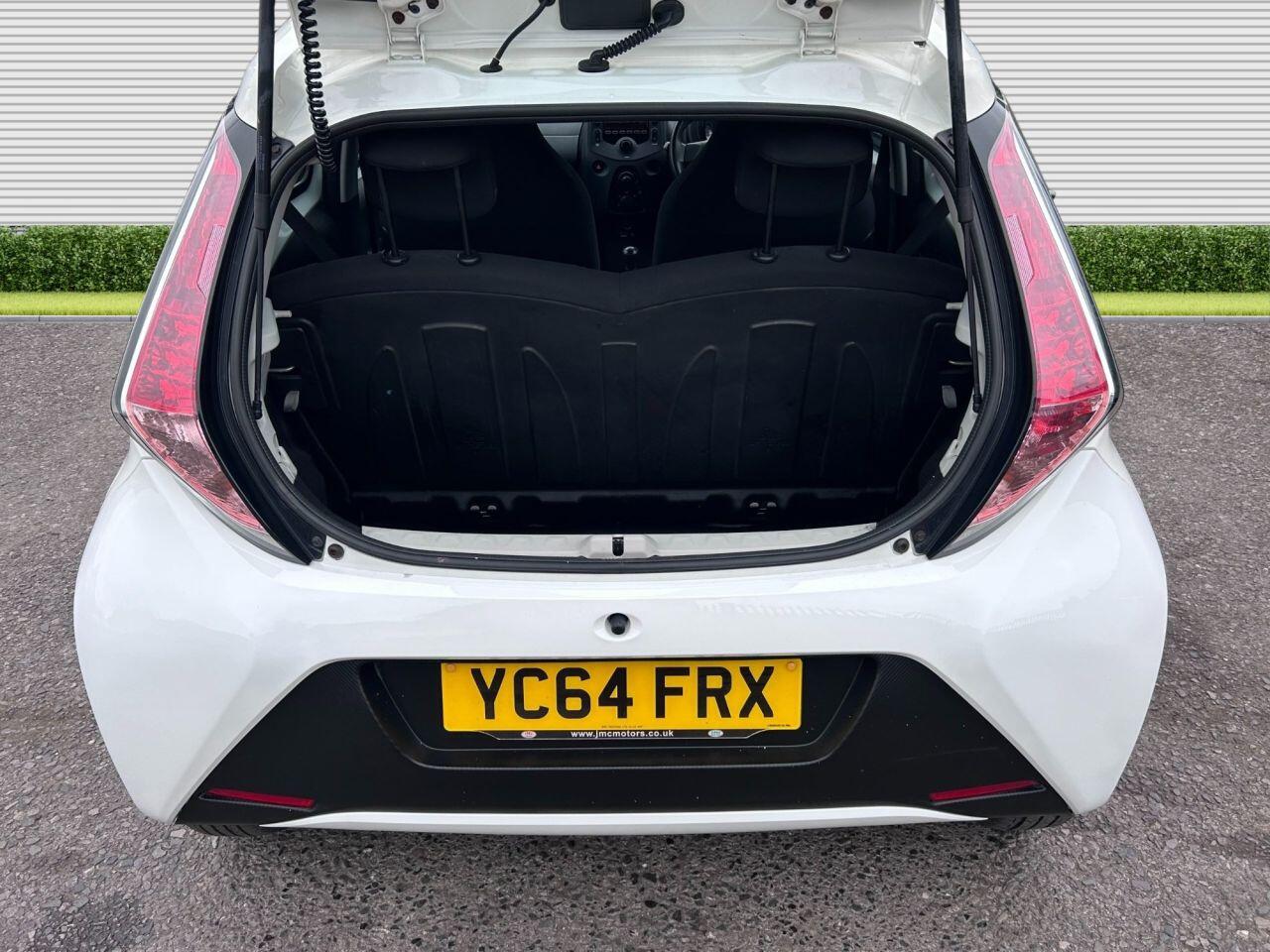 Toyota Aygo - Image 17
