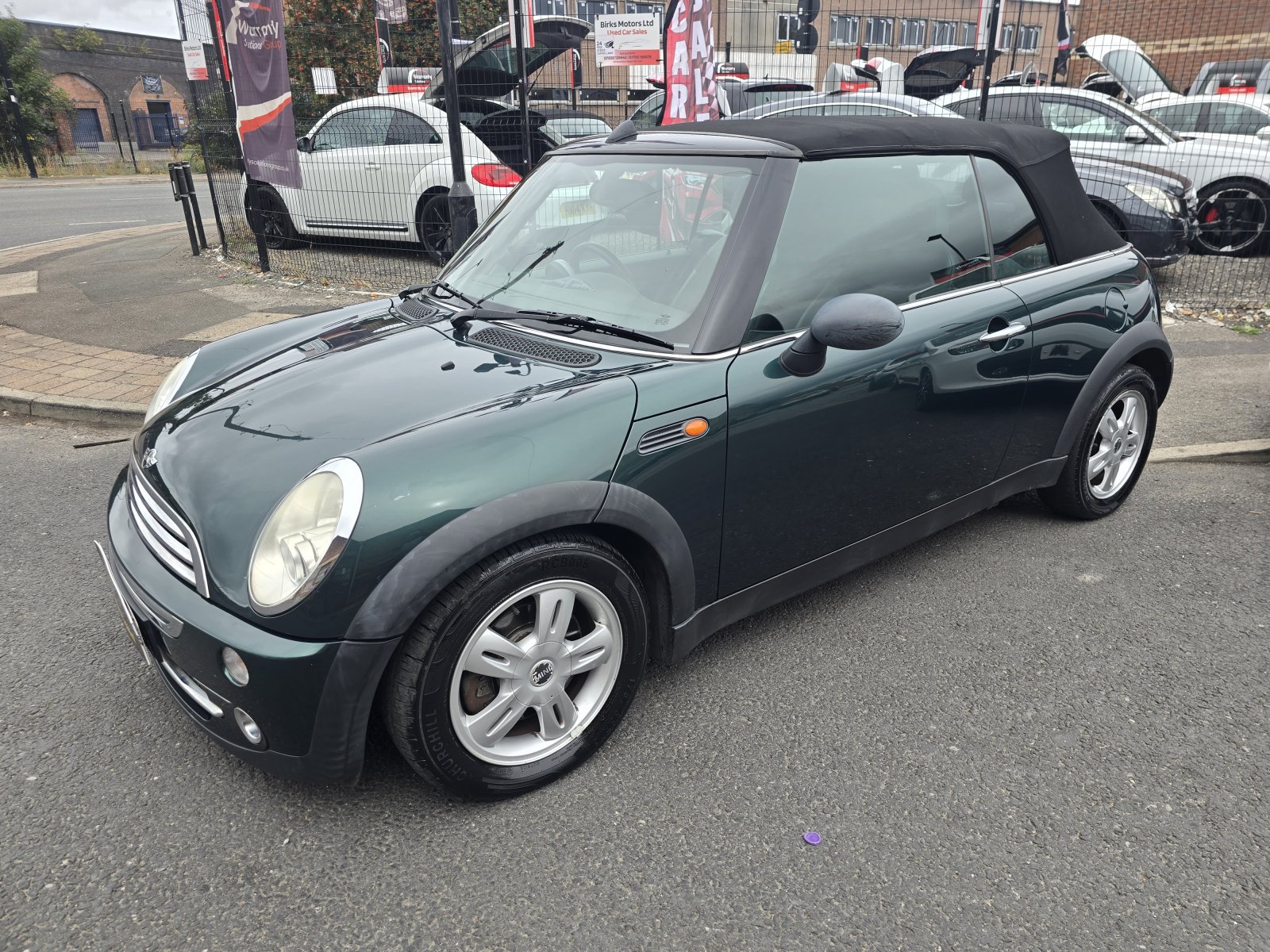 MINI Convertible - Image 4