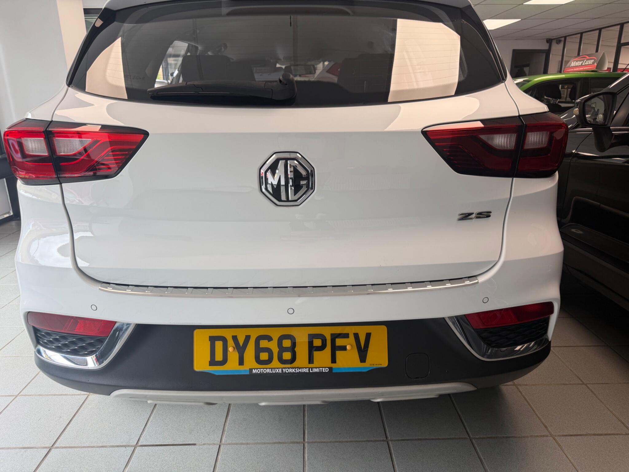 MG MG ZS - Image 6