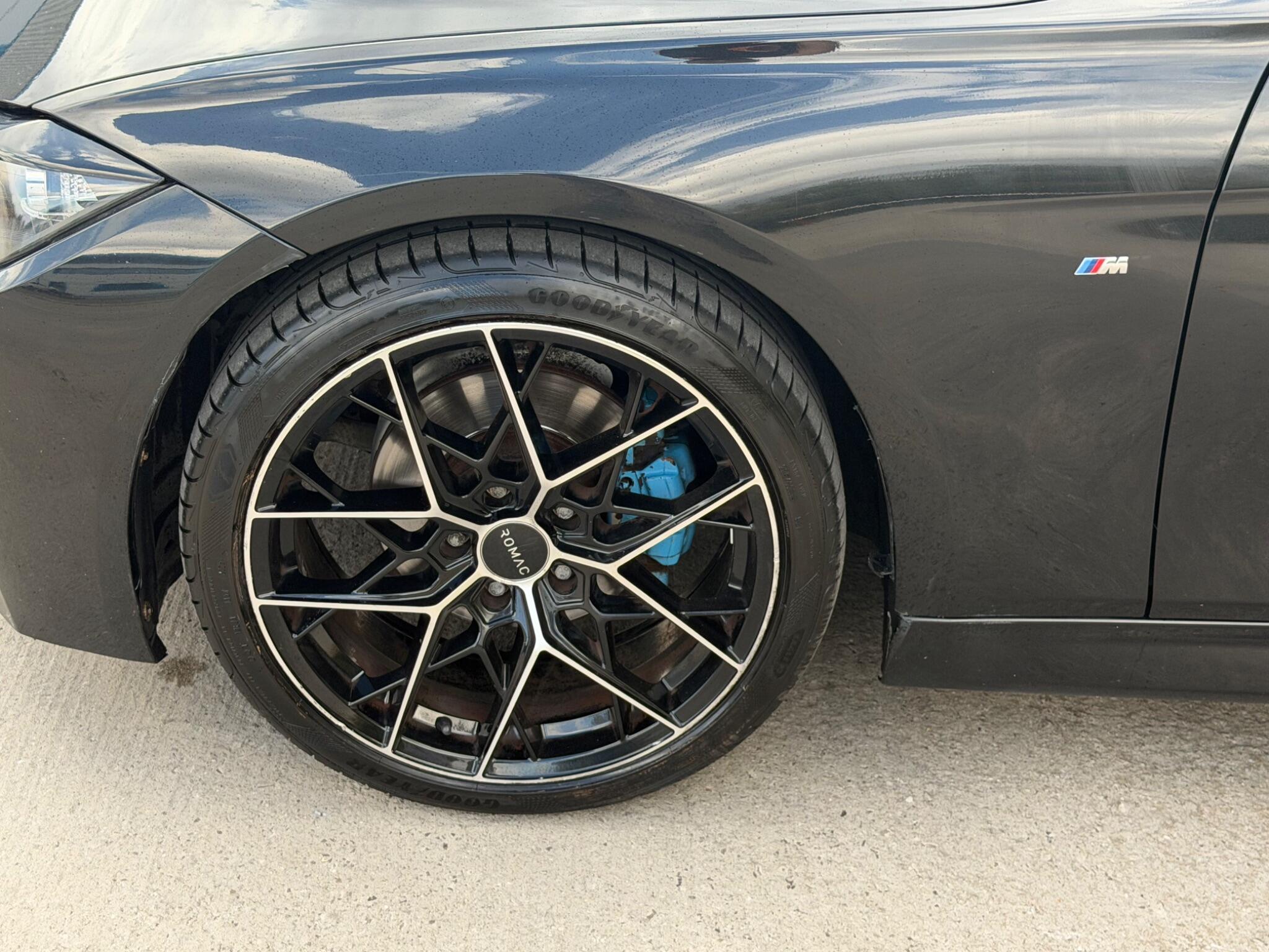 BMW 3 Series - Image 9