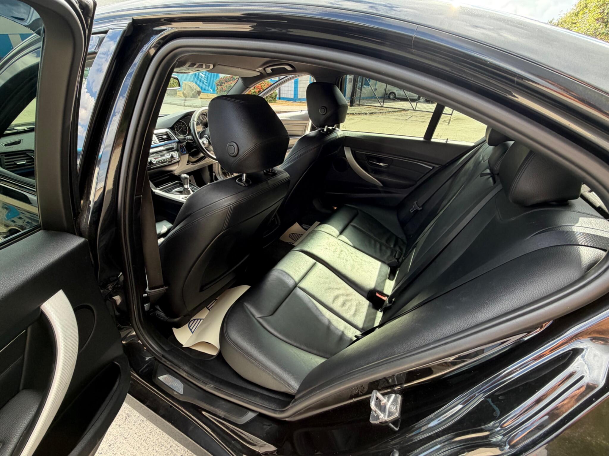 BMW 3 Series - Image 23