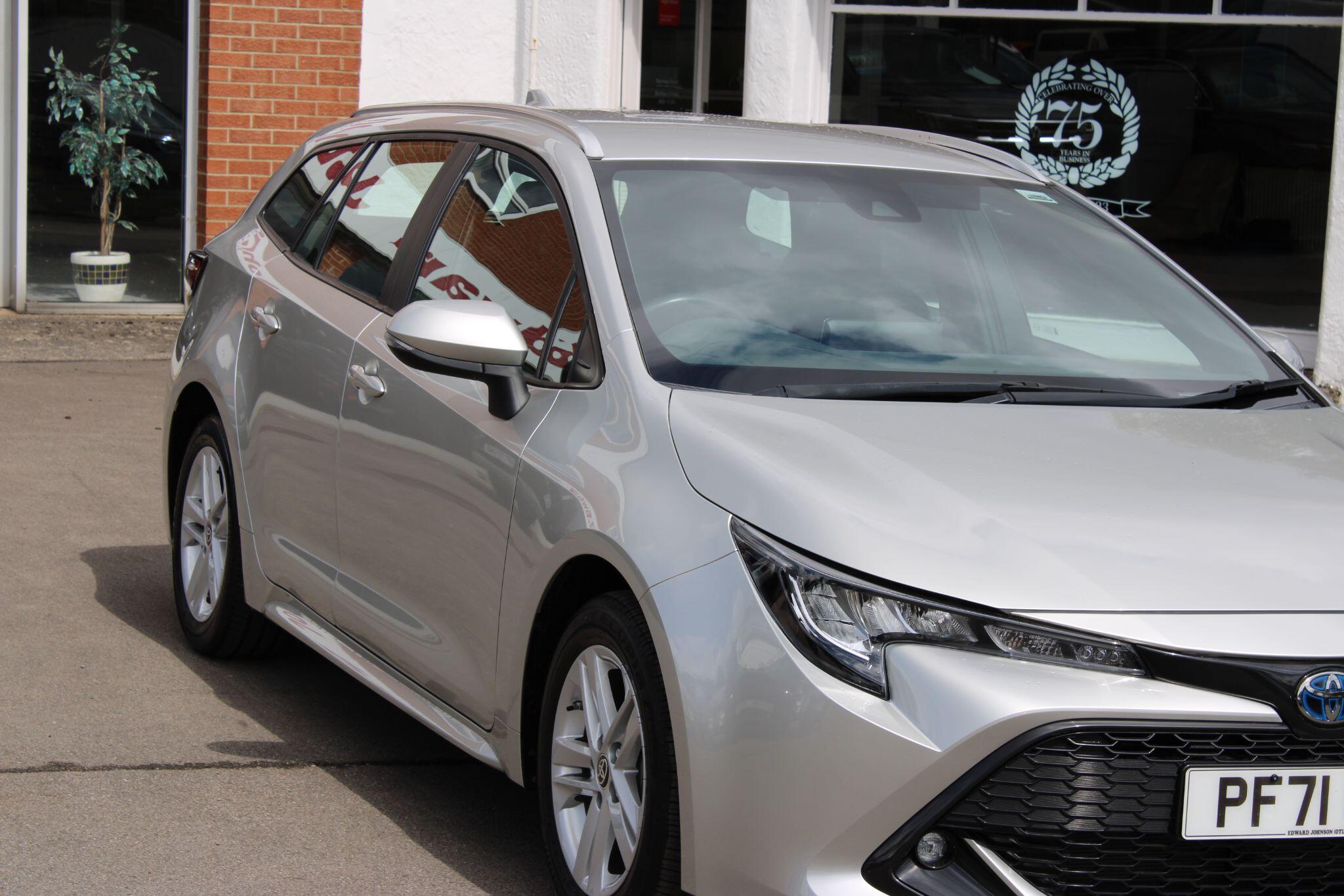 Toyota Corolla - Image 5