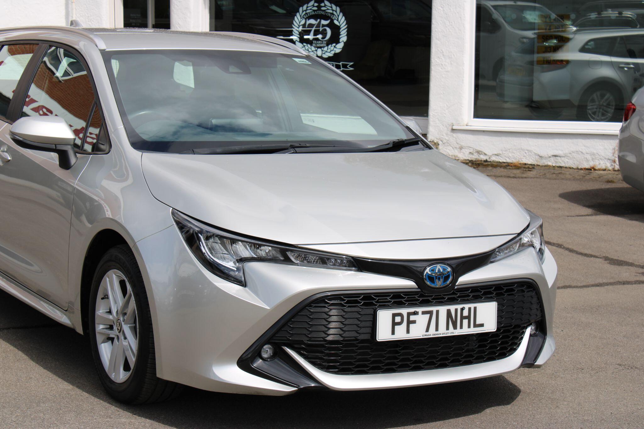 Toyota Corolla - Image 6