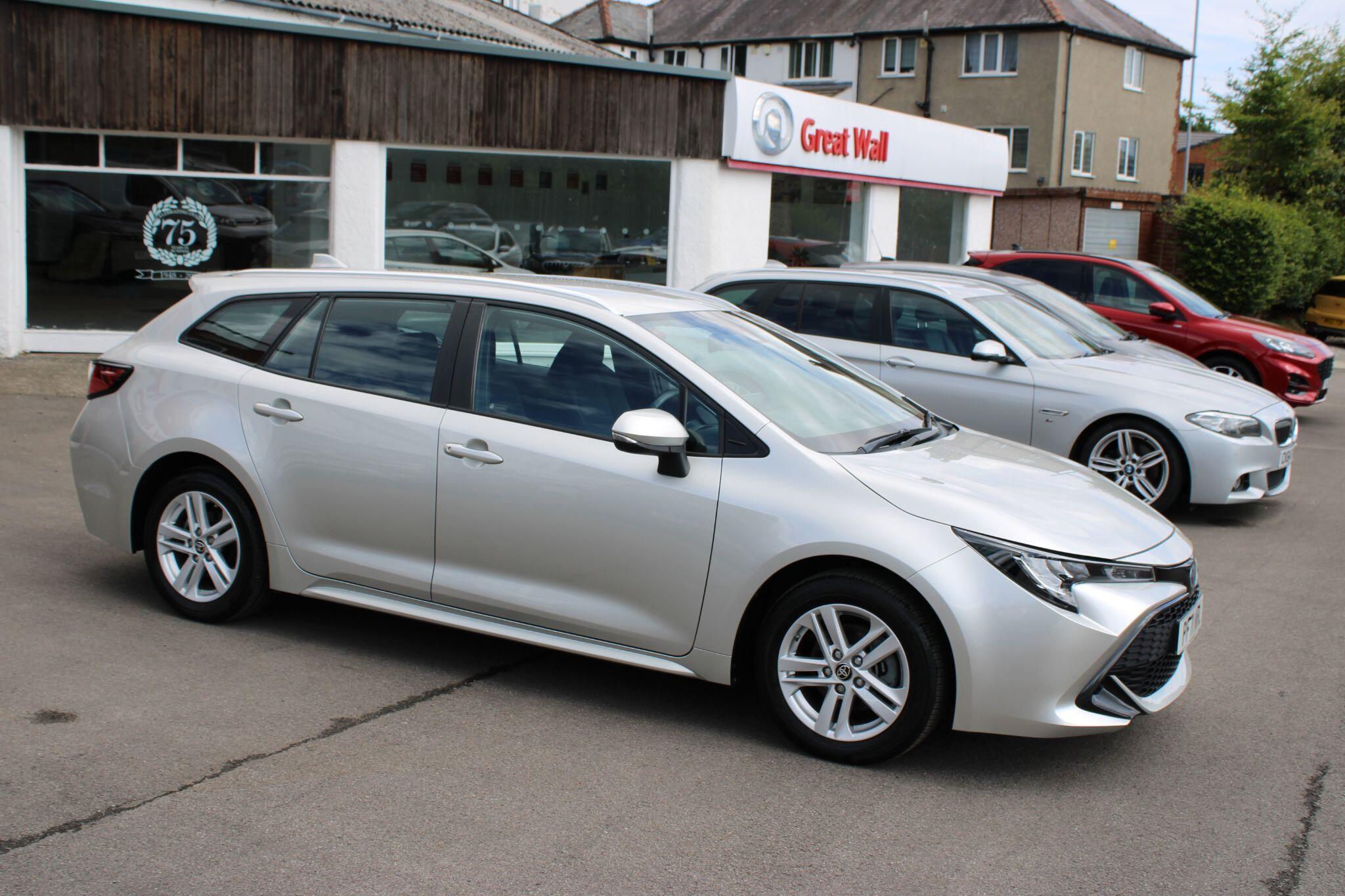 Toyota Corolla - Image 11