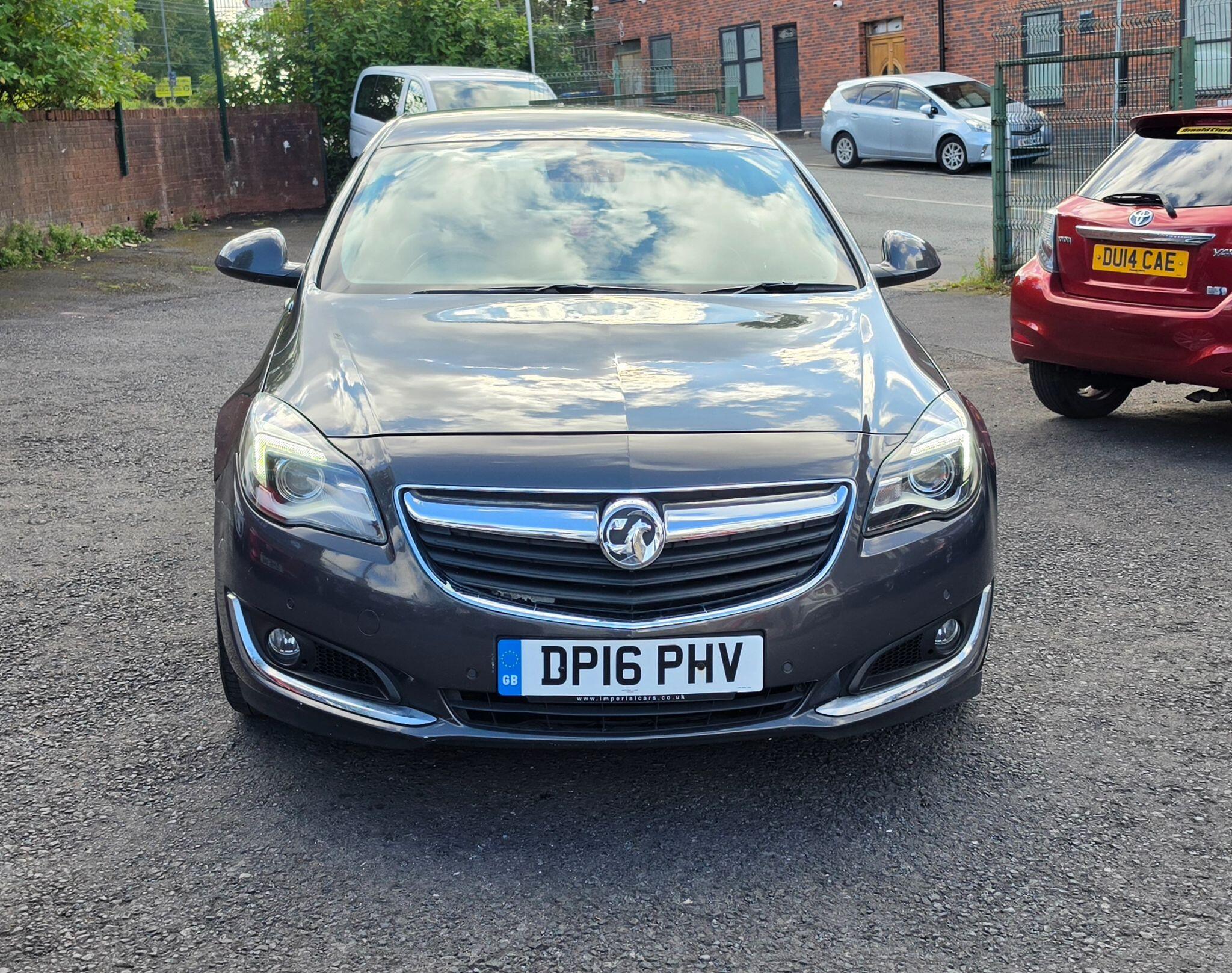Vauxhall Insignia - Image 2