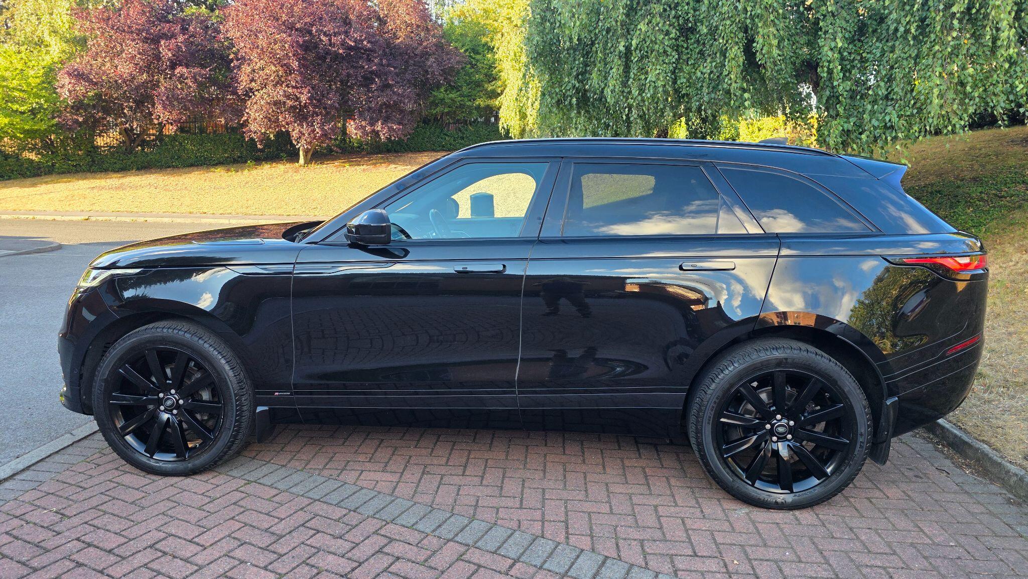 Land Rover Range Rover Velar - Image 19