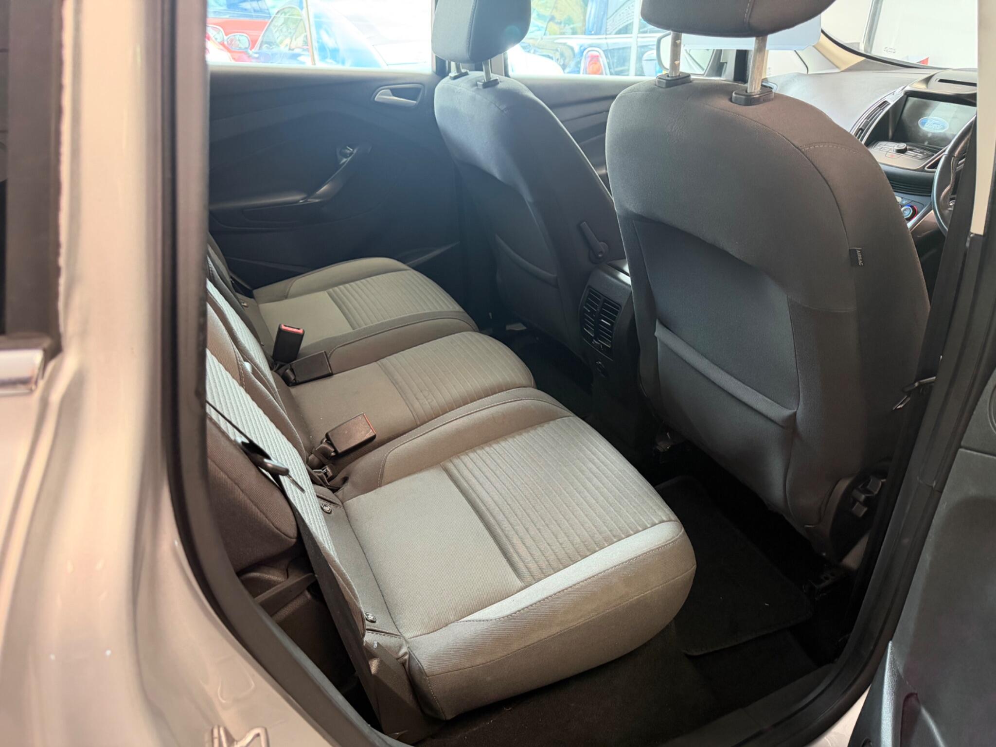 Ford C-MAX - Image 7