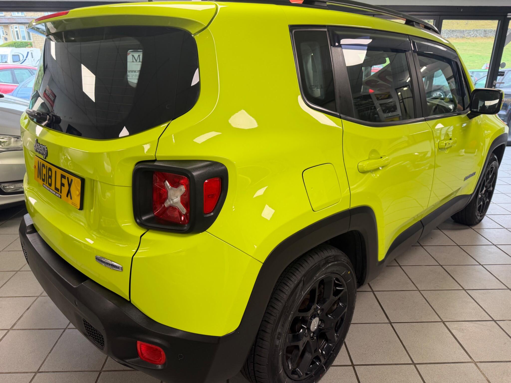 Jeep Renegade - Image 12
