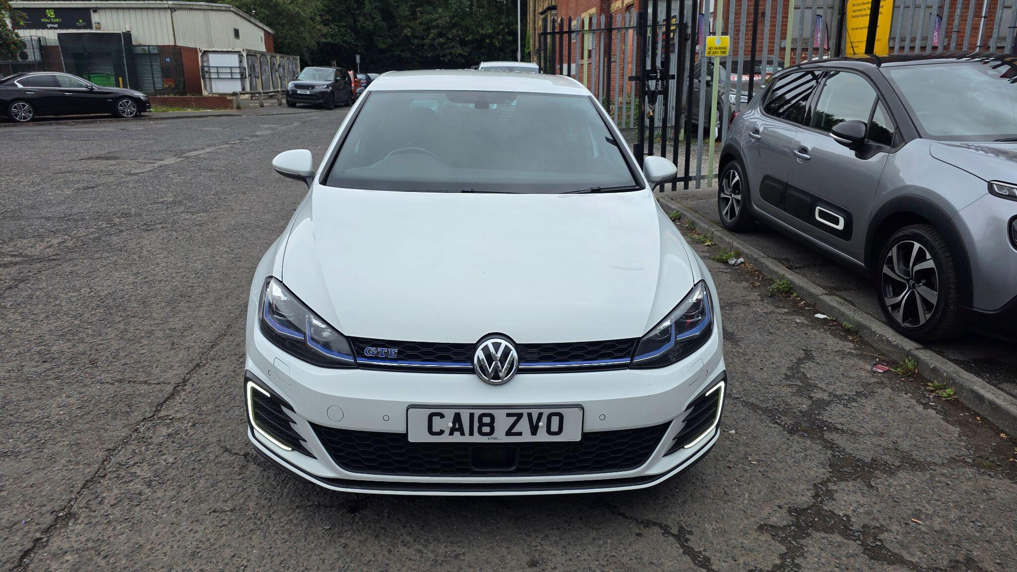 Volkswagen Golf - Image 3
