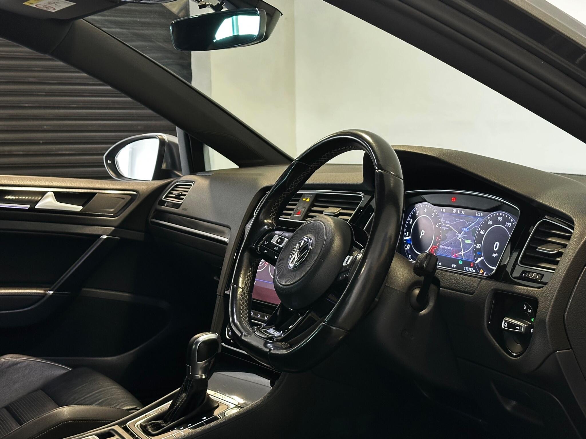 Volkswagen Golf - Image 2