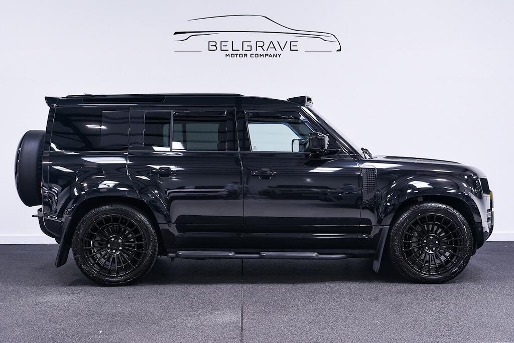 Land Rover Defender 110