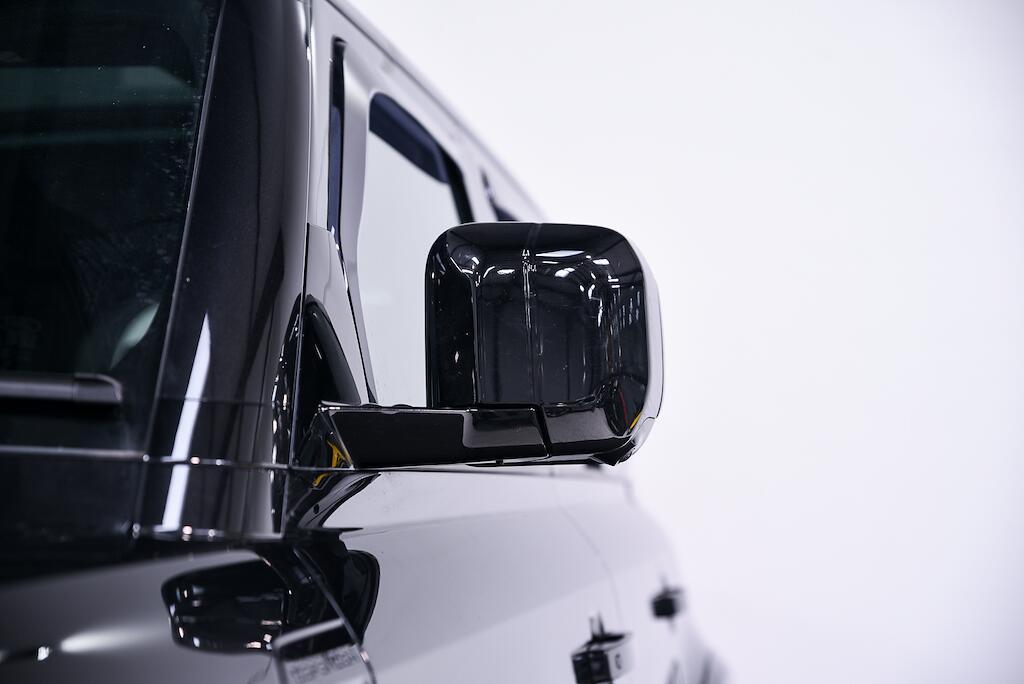 Land Rover Defender 110 - Image 10