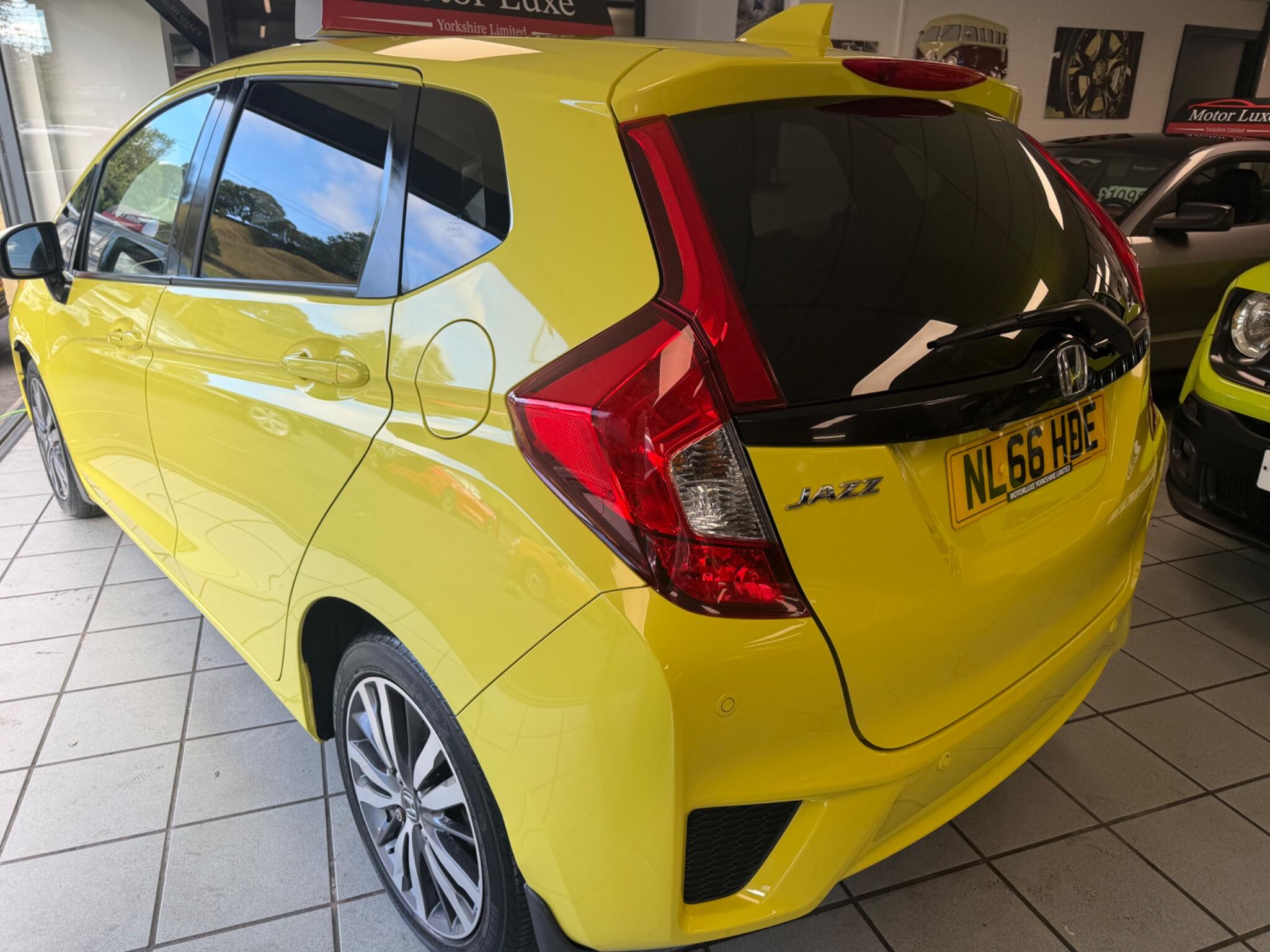 Honda Jazz - Image 8
