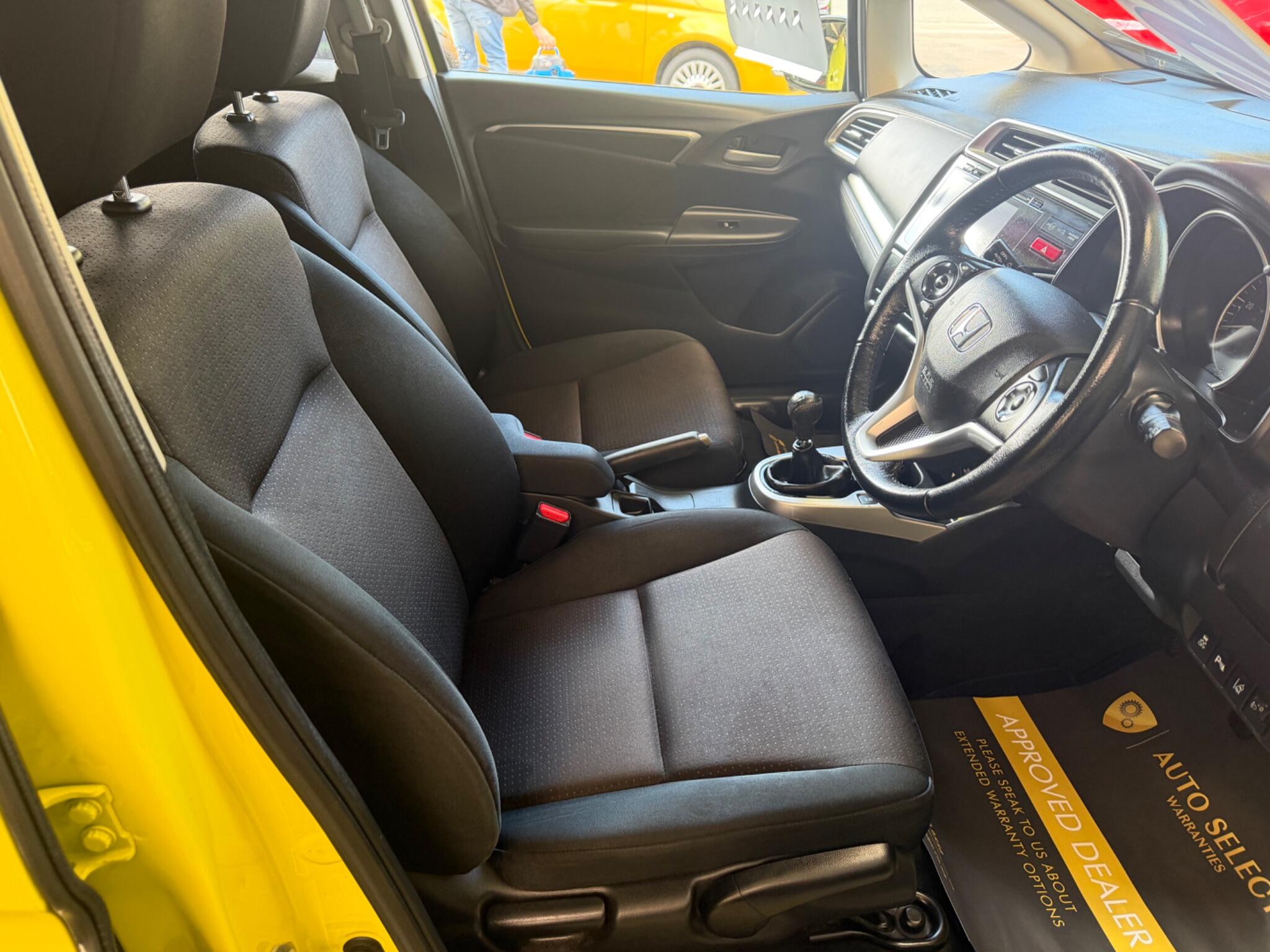 Honda Jazz - Image 12