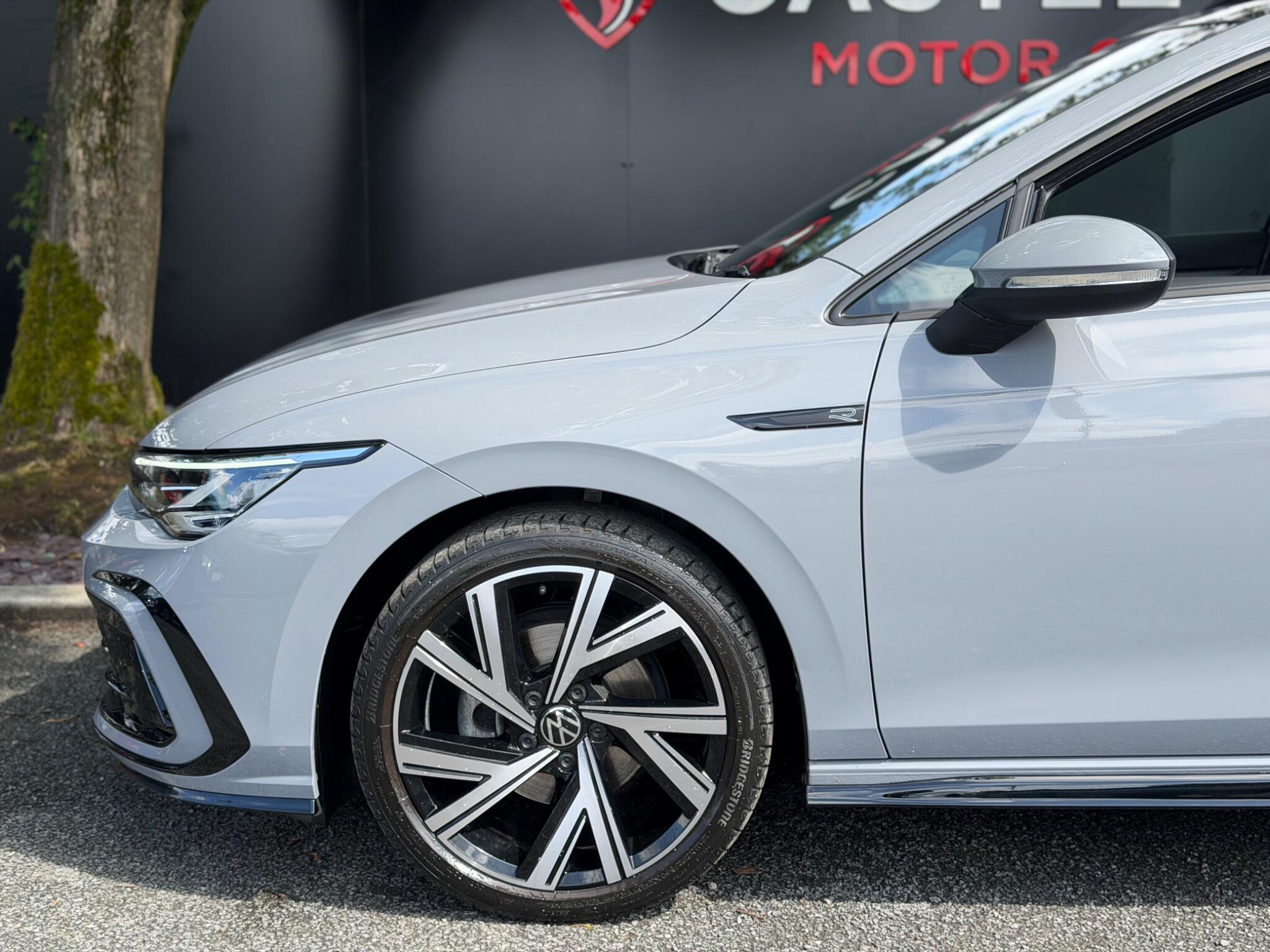 Volkswagen Golf - Image 24